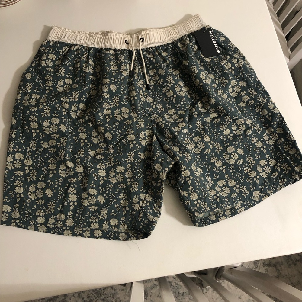 Winston Swim Men’s Size 50 Lined Swimtrunks 2 Front Back Pockets